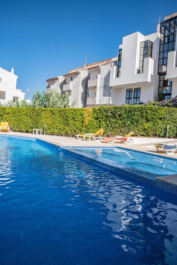 אלבופיירה Garden Hill Apartment מראה חיצוני תמונה
