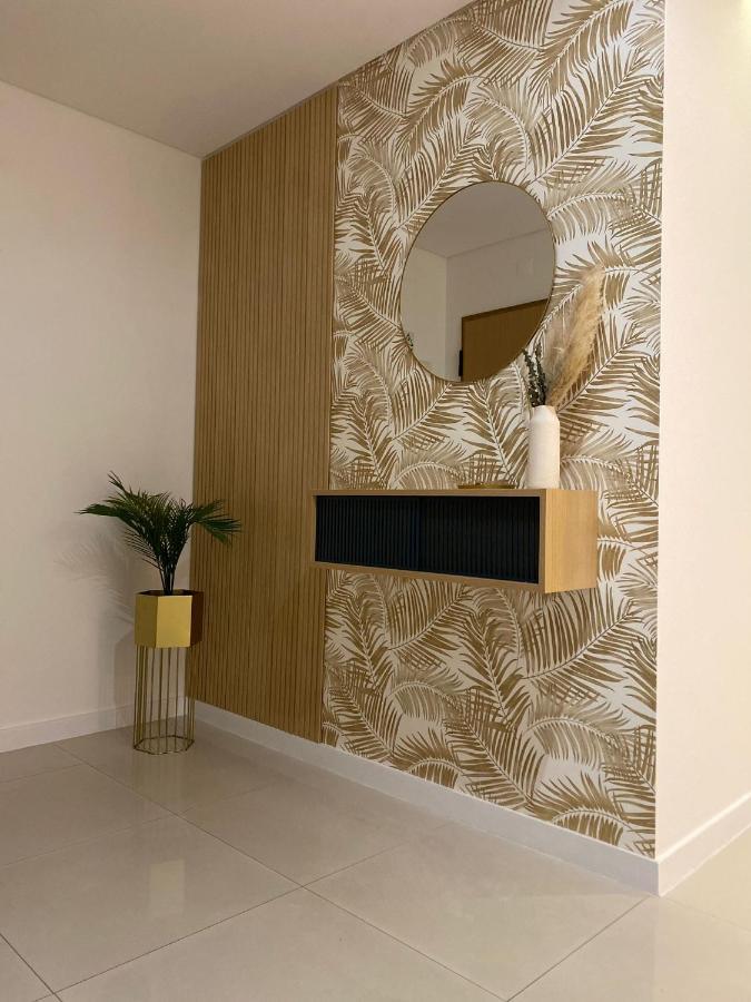 אלבופיירה Garden Hill Apartment מראה חיצוני תמונה