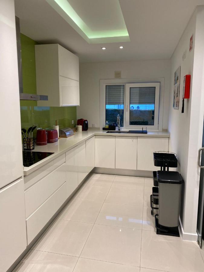 אלבופיירה Garden Hill Apartment מראה חיצוני תמונה
